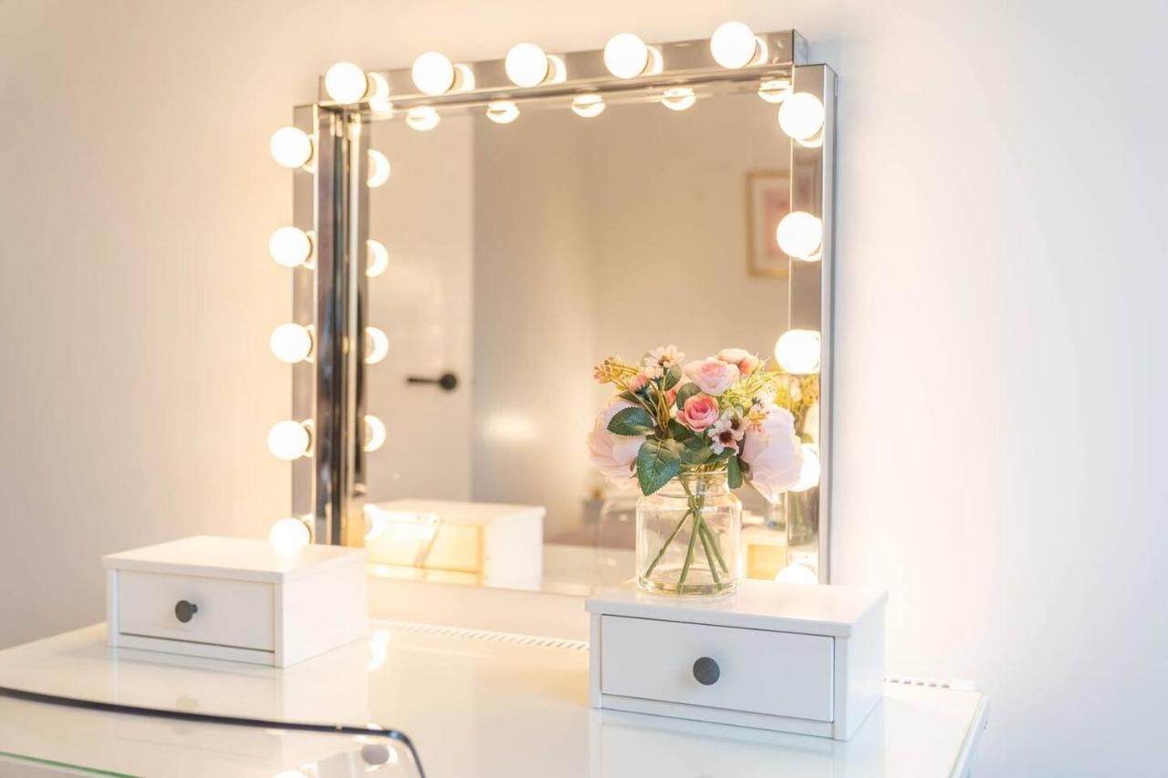 Luxury Urban Oasis In West Midlands Appartement Birmingham Buitenkant foto
