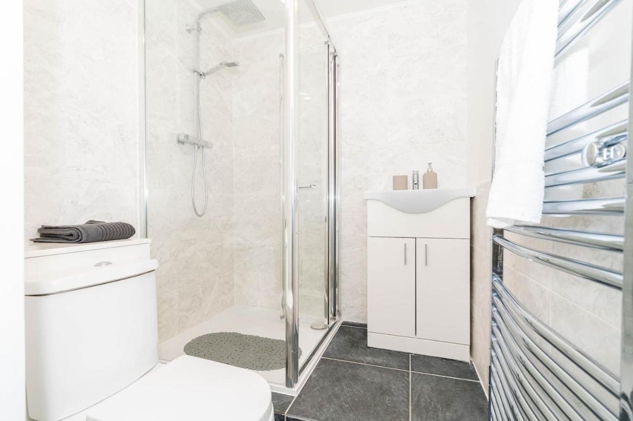 Luxury Urban Oasis In West Midlands Appartement Birmingham Buitenkant foto